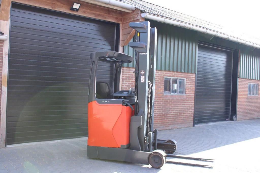 Linde R12B01 reachtruck elektrische triplex sideshift freeli, 1000 tot 2000 kg, Elektrisch, Reachtruck, Linde
