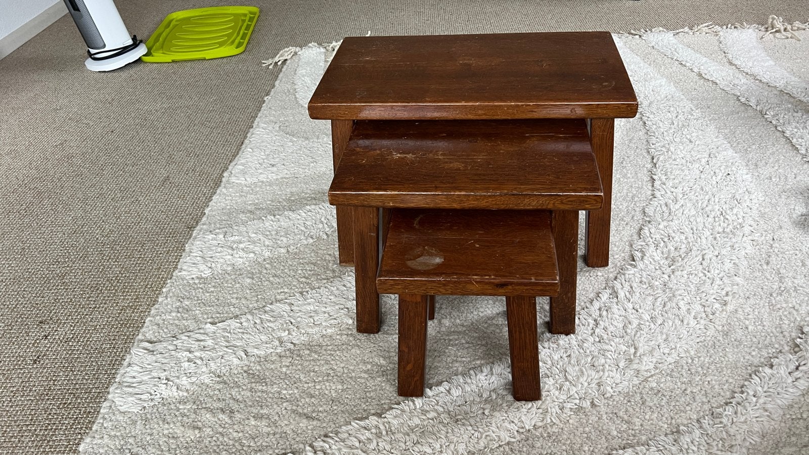 Set van 3 houten bijzettafels, donkerbruin massief houten, Ophalen, Minder dan 45 cm, Gebruikt, 55 tot 75 cm