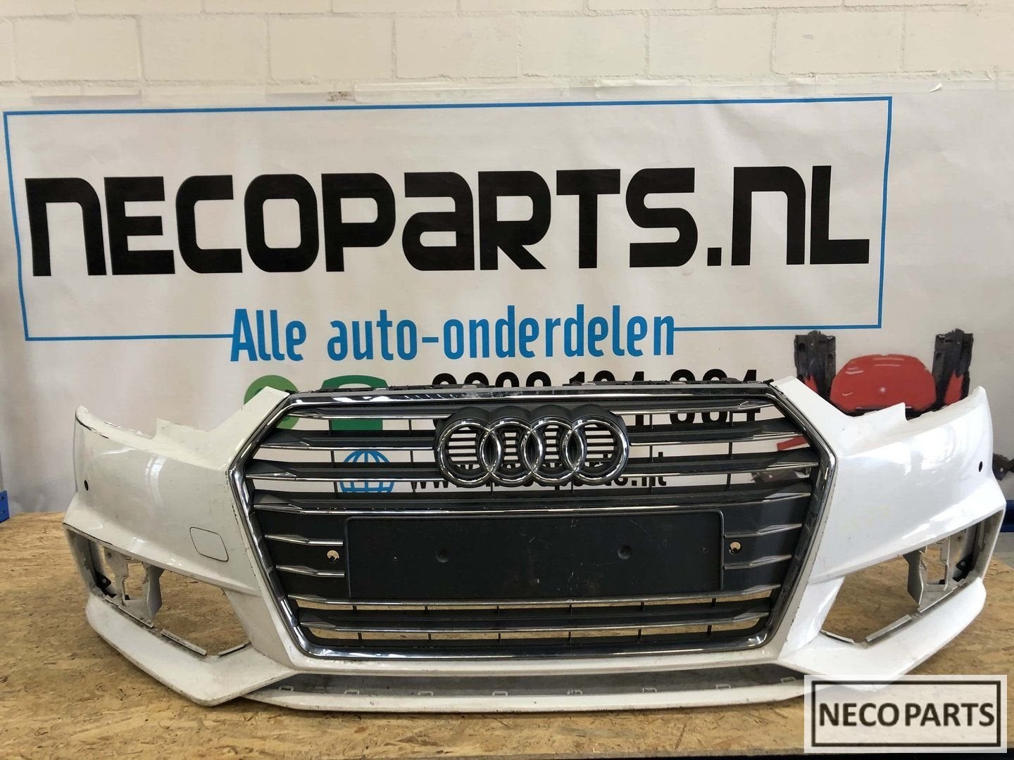 Audi A4 8W B9 s-line S4 voorbumper grill 8W0807437FL, Auto-onderdelen, Carrosserie en Plaatwerk, Bumper, Audi, Voor, Gebruikt
