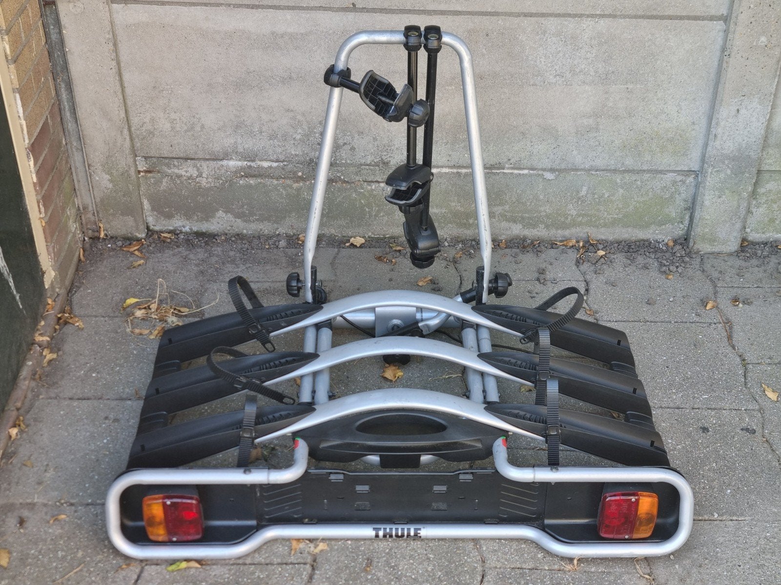 Fietsendrager Thule Voor 3 fietsen Kantelbaar, Auto diversen, Fietsendragers, Ophalen, 3 fietsen of meer, Gebruikt, Brede banden