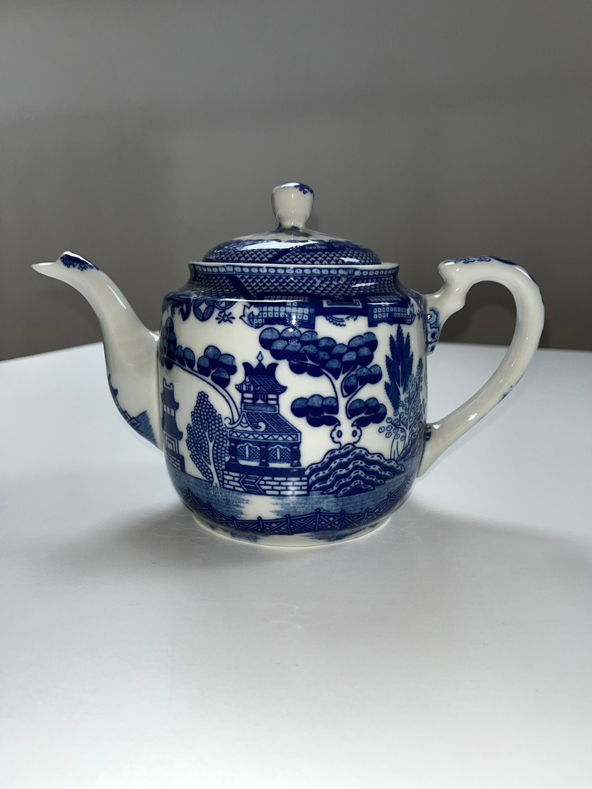 Blue Willow oosterse theepot teapot Blauw Wit porselein, Antiek en Kunst, Ophalen of Verzenden