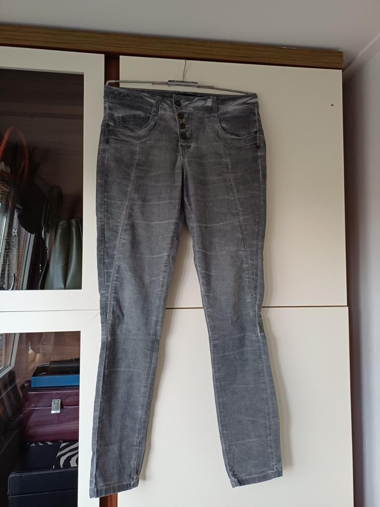 SOYA CONCEPT BROEK. ZGAN, Ophalen of Verzenden, Zo goed als nieuw, Blauw, W30 - W32 (confectie 38/40)
