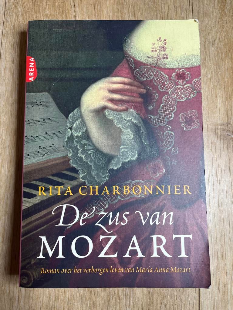 De zus van Mozart - Rita Charbonnier, Ophalen of Verzenden, Gelezen, Nederland