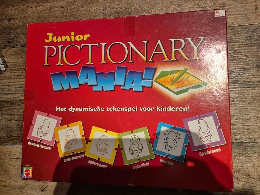 Pictionary Junior Mania, Ophalen of Verzenden, Gebruikt