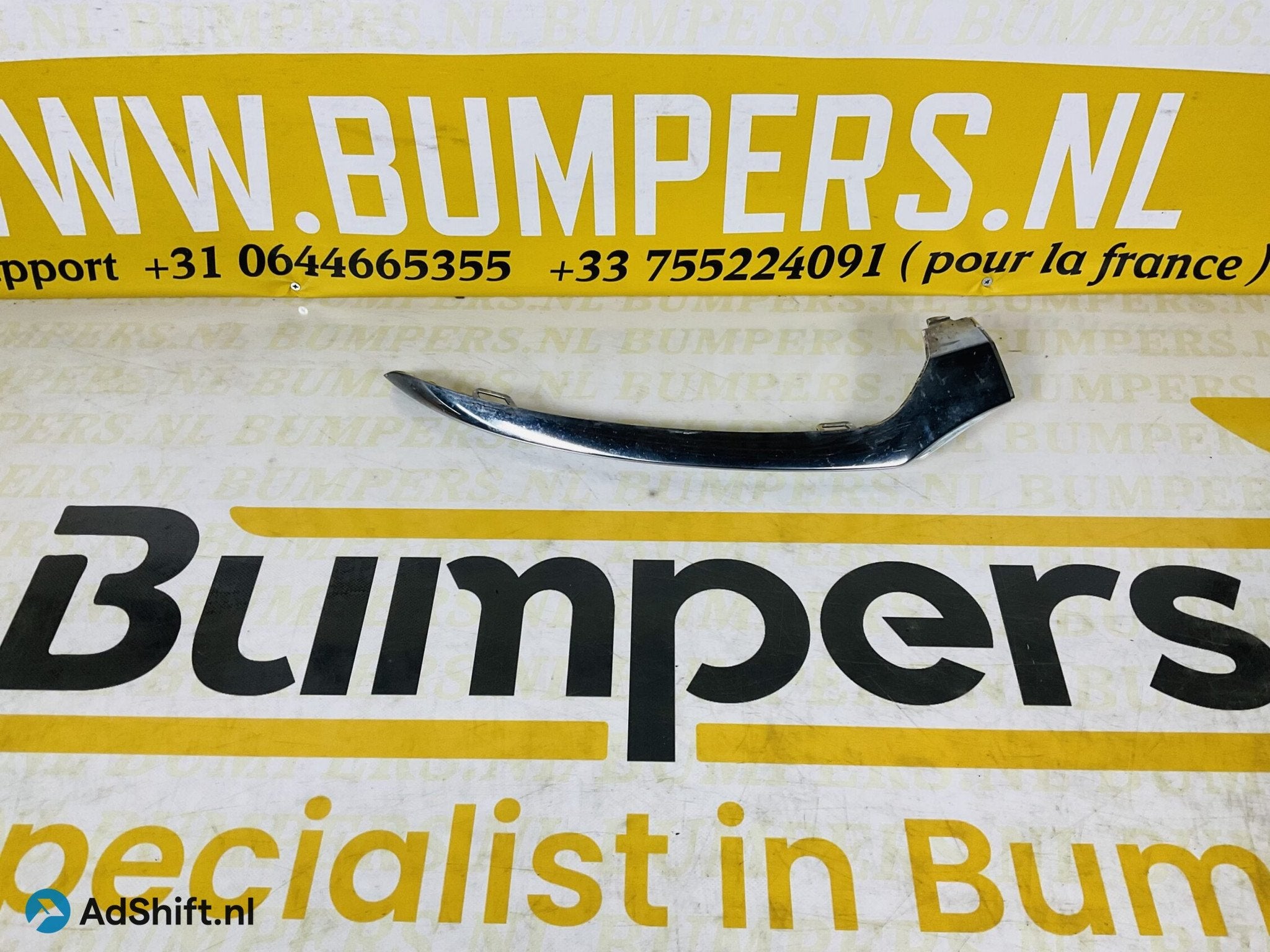 Bumper Chrome MERCEDES C Klasse A2058851374 Rechts AMG Lip 2, Auto-onderdelen, Bumper