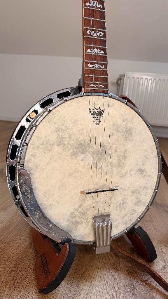 Closed back / resonator Ibananez Banjo uit Japan, Muziek en Instrumenten, Snaarinstrumenten | Banjo's, Gebruikt, 5-snarige of Bluegrassbanjo