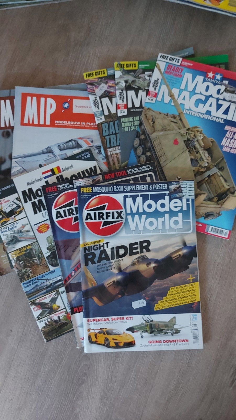 I: Diverse modelbouw tijdschriften - Airfix, Tamiya, MIP, Boeken, Tijdschriften en Kranten, Ophalen of Verzenden, Gelezen, Overige typen