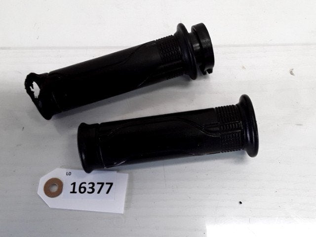 CB125R  2018 - 2019 Honda Handvat en gashendel D1-27580