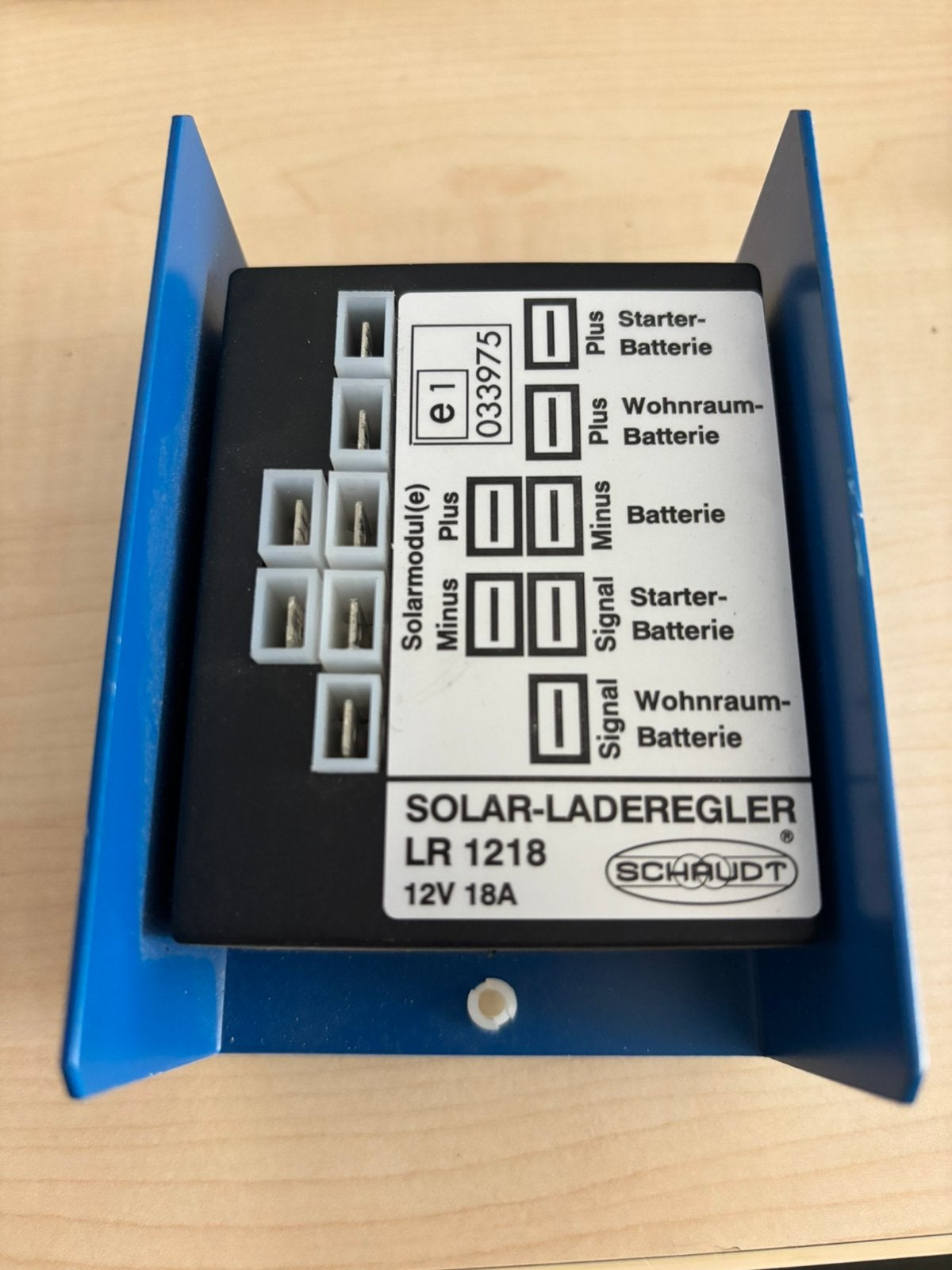 Schaudt Solar Laadregelaar LR1218, Ophalen of Verzenden, Zo goed als nieuw