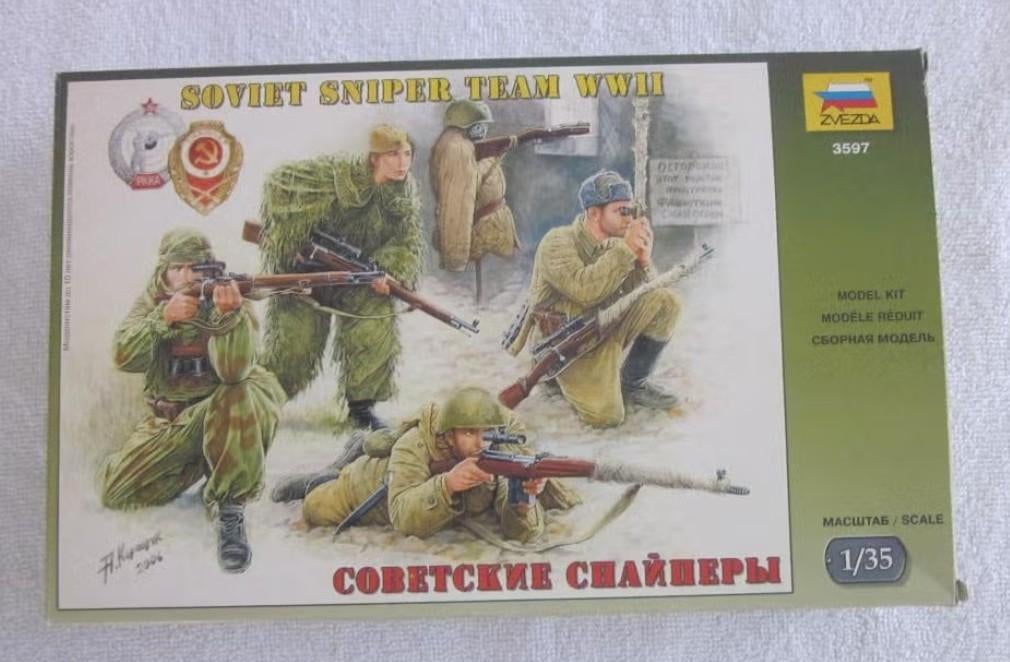 Zvezda Soviet Sniper Team WWII schaal 1:35 ongebouwd., Ophalen of Verzenden, Zo goed als nieuw, 1:35 tot 1:50, Figuur of Figuren