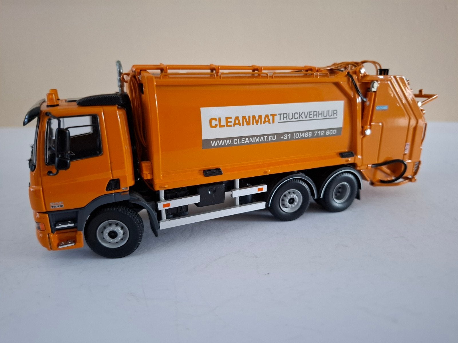 Daf cf vuilnisauto van Cleanmat van Tekno., Ophalen of Verzenden, Nieuw, Bus of Vrachtwagen, Tekno