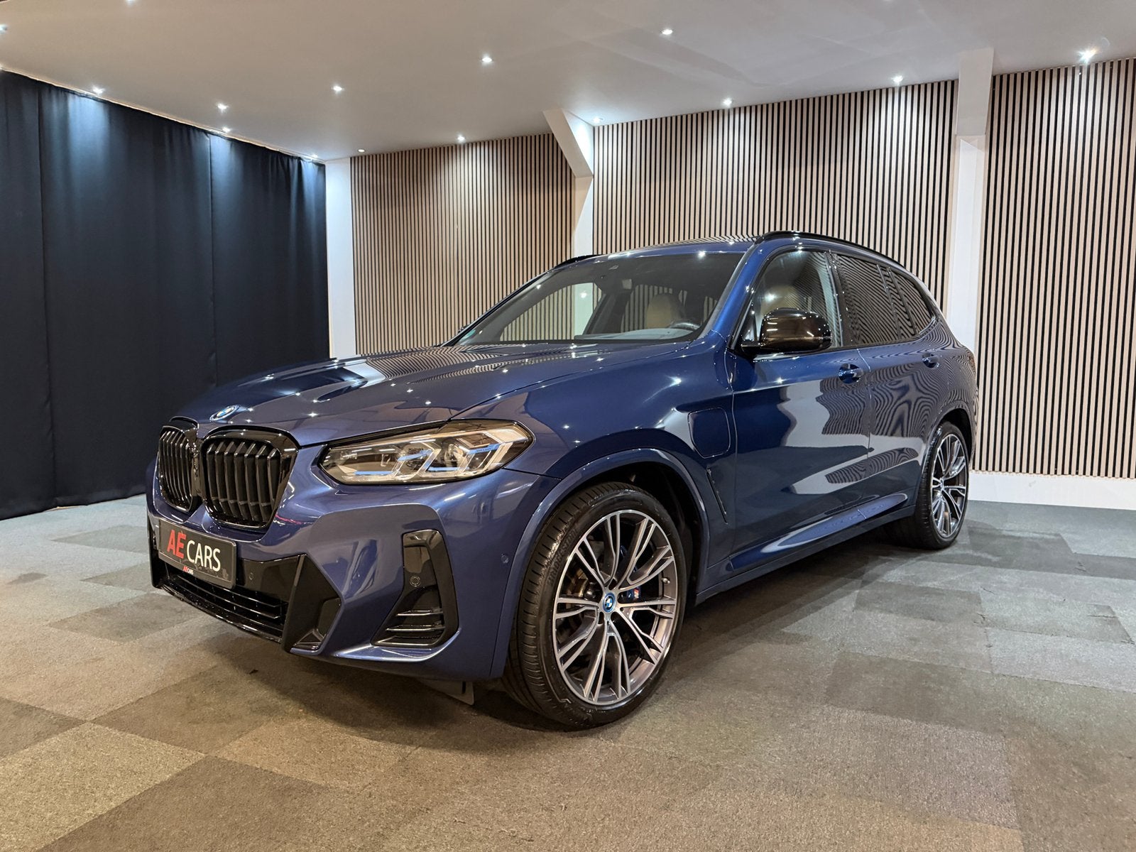 BMW X3 xDrive30e High Executive/M-SPORT/PANO/360/MEMORY/Lase, Automaat, 1998 cc, 4 cilinders, Blauw