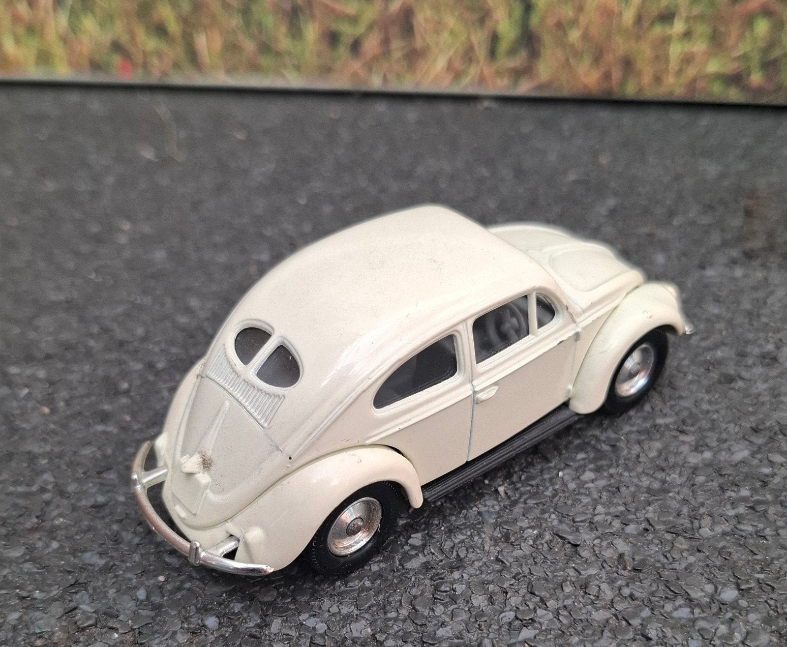 Prachtig Volkswagen Kever model schaal 1:43, Ophalen of Verzenden, Gebruikt, Auto, Overige merken