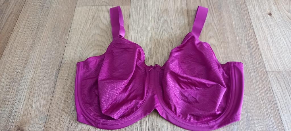 Triumph essential minimizer beugel BH maat 90G  Nieuw, Triumph, Ophalen of Verzenden, BH