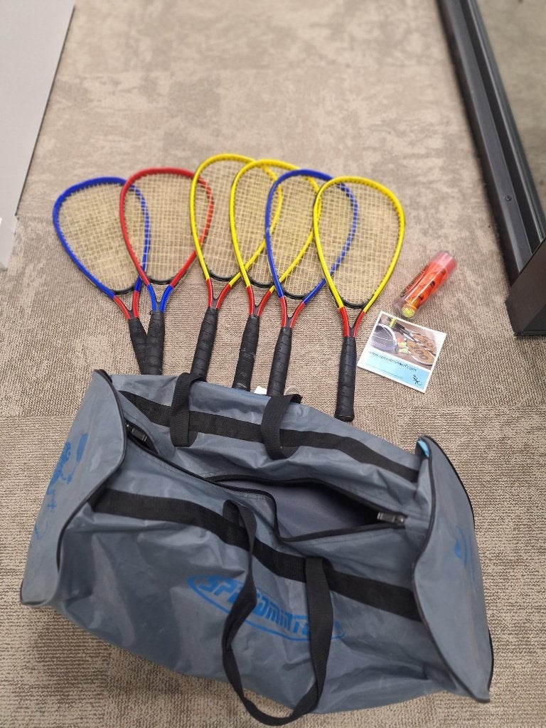 Speedminton set, Sport en Fitness, Badminton, Ophalen, Gebruikt, Racket(s)
