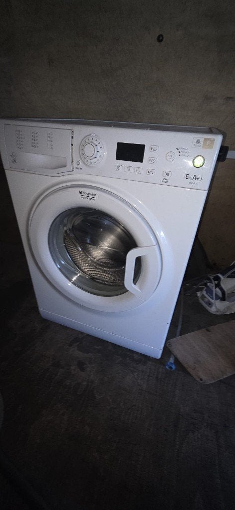 Hotpoint Wasmachine, Ophalen, Gebruikt, 1200 tot 1600 toeren, 85 tot 90 cm
