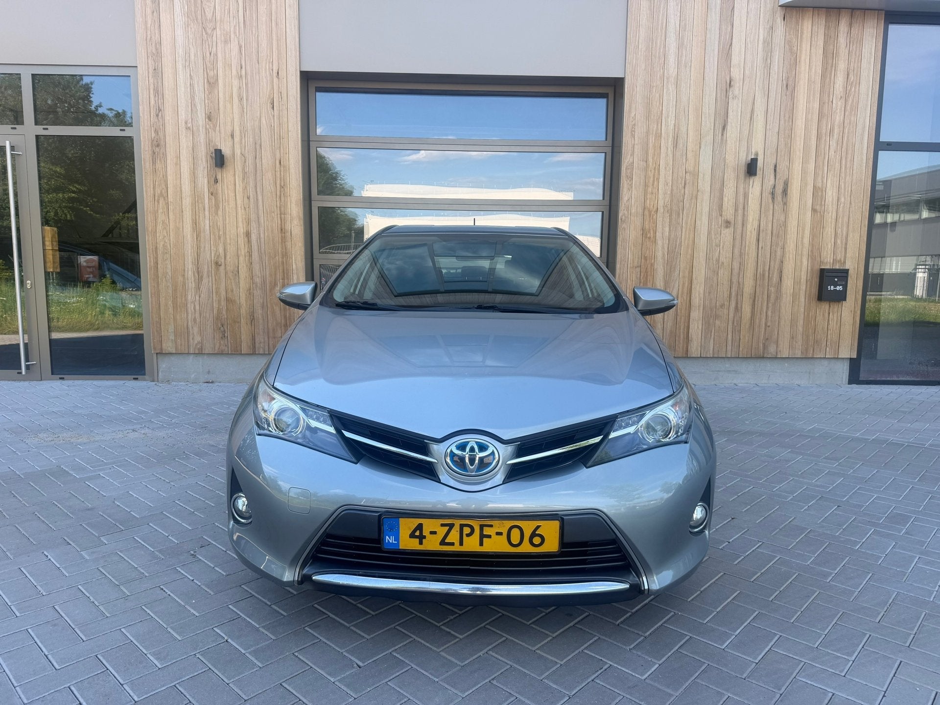 Toyota Auris 1.8 Hybrid Lease 5DRS| Automaat|Clima|Navi|Acht, Stof, Gebruikt, Zwart, 4 cilinders
