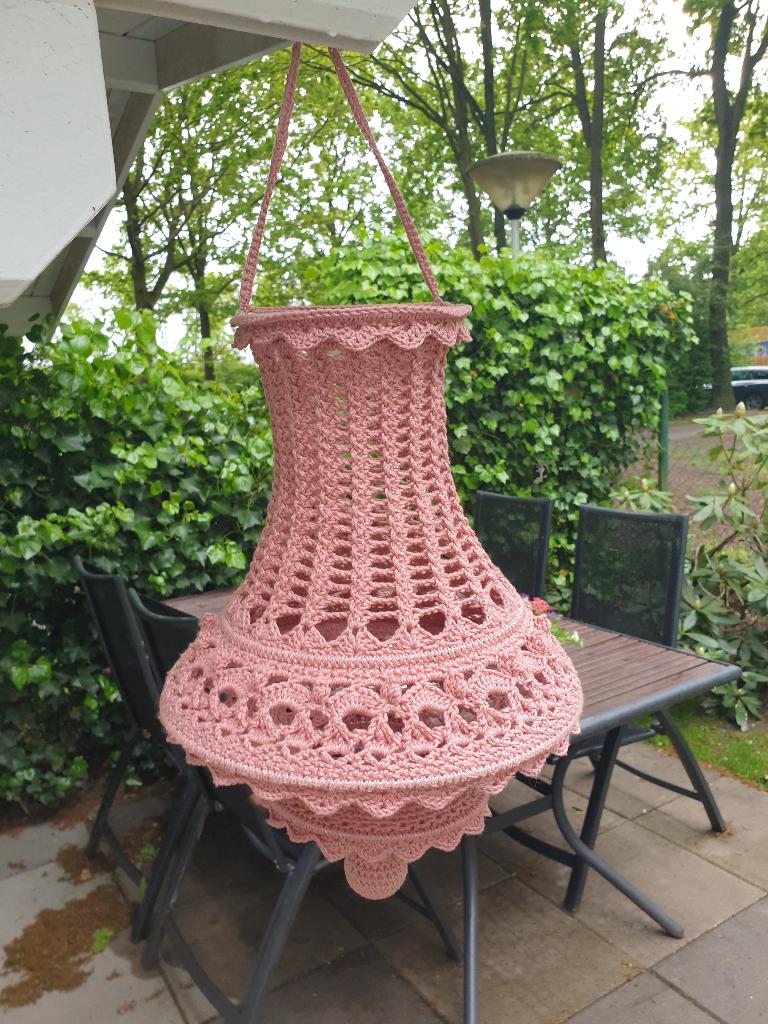 Handgemaakte kroonluchter in romantische vintage stijl., Tuin en Terras, Buitenverlichting, Verzenden, Minder dan 50 watt, Overige typen