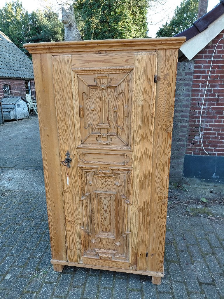 Antieke 18e eeuwse grenen broodkast, ca.1750-1800., Ophalen