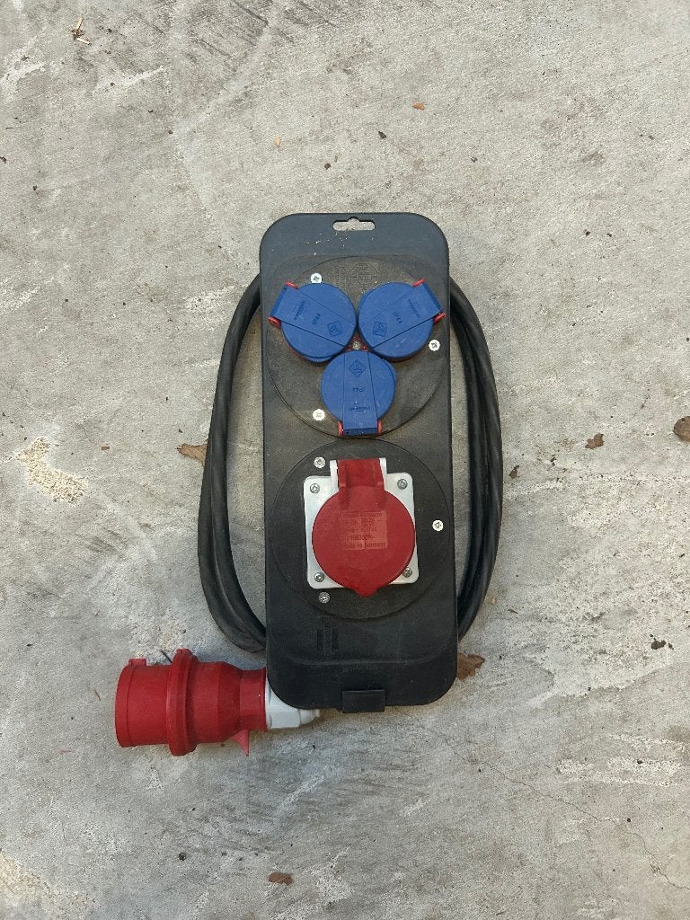 Brennenstuhl CEE 16A verdeeldoos krachtstroom, Ophalen of Verzenden, Zo goed als nieuw, Kabel of Snoer