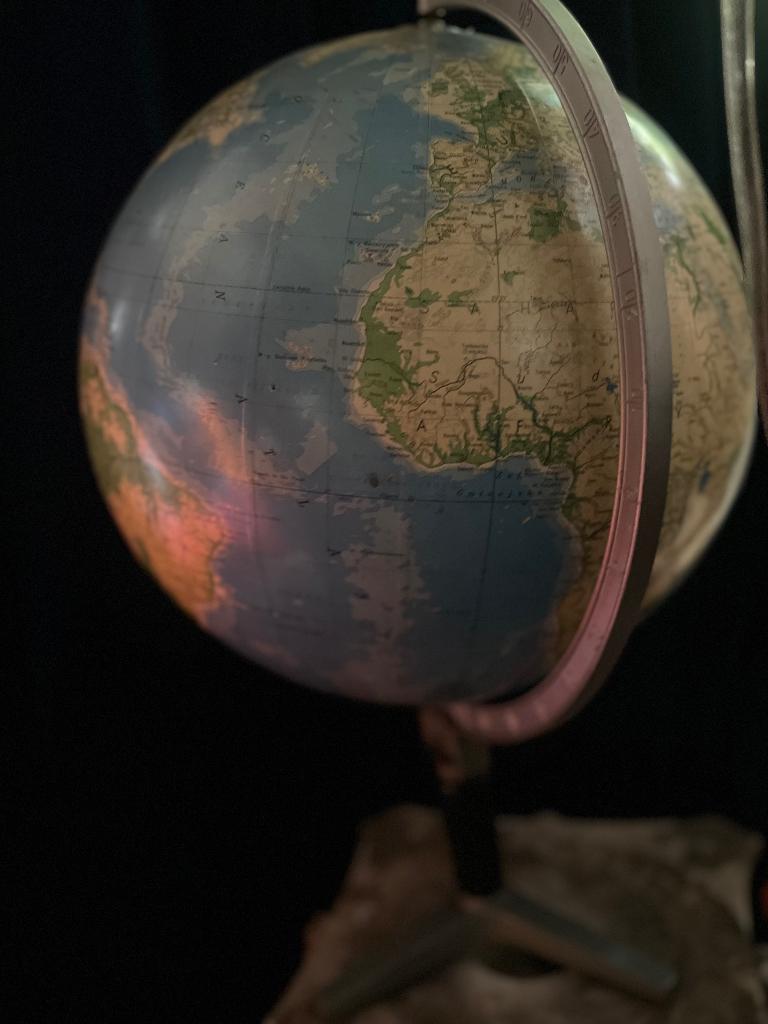 Wereld bol, Ophalen, Zo goed als nieuw