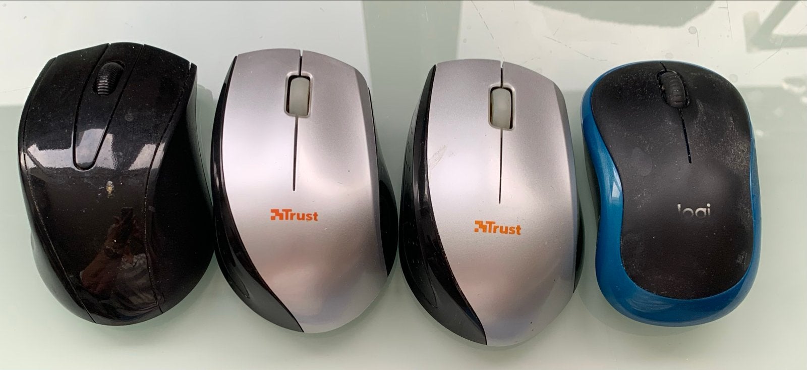 Set van 4 draadloze muizen (Logitech en Trust), Ophalen of Verzenden, Gebruikt, Draadloos, Muis