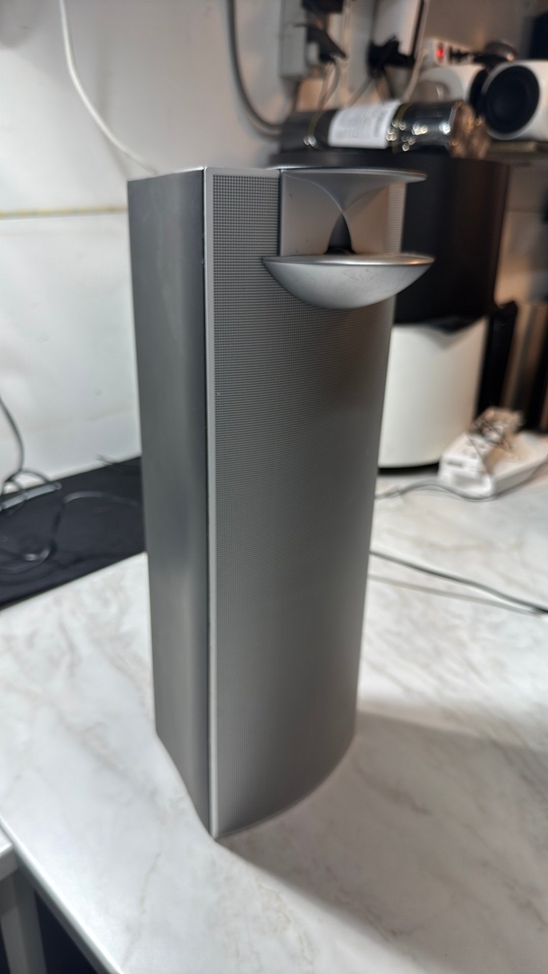 Bang en Olufsen beolab 7.4 B&O centerspeaker, Ophalen of Verzenden, Zo goed als nieuw, Center speaker, Overige merken