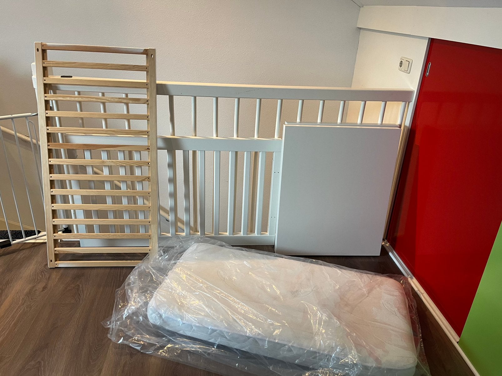 Kidsmill Ledikant, Ophalen, Zo goed als nieuw, Minder dan 140 cm, Matras