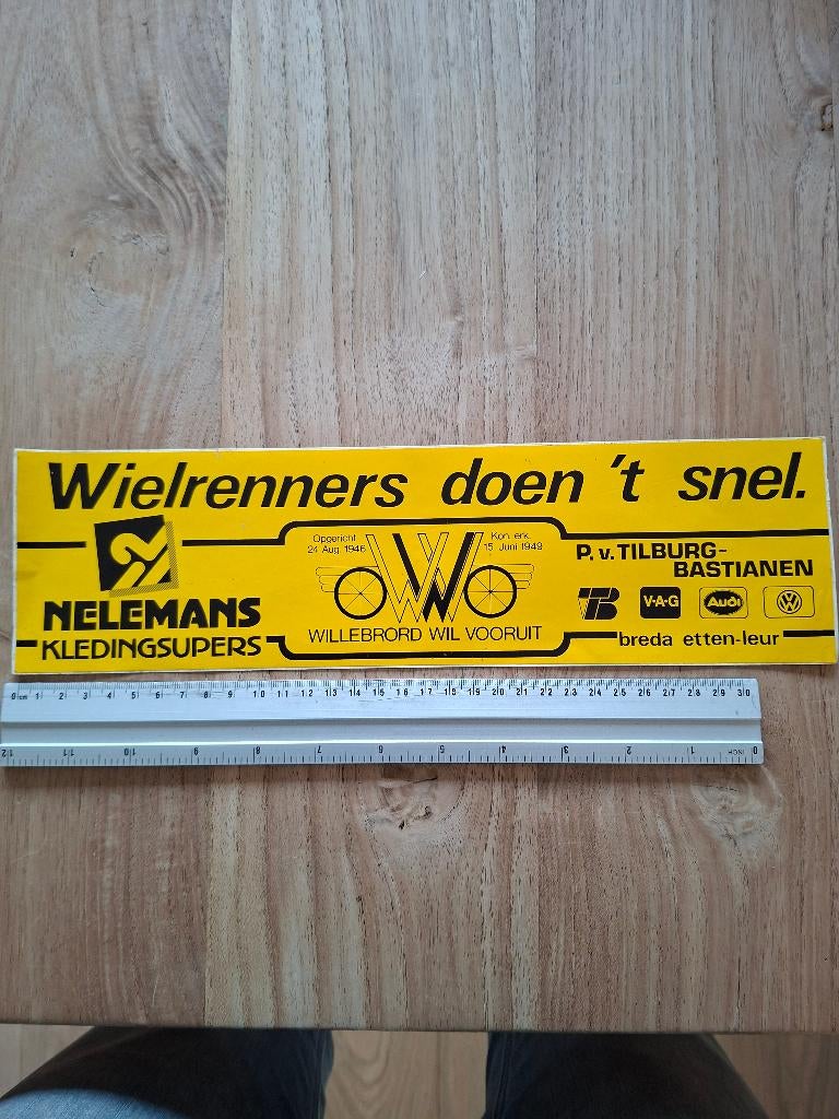 Sticker wielrenners doen t snel, Ophalen of Verzenden, Zo goed als nieuw, Sport