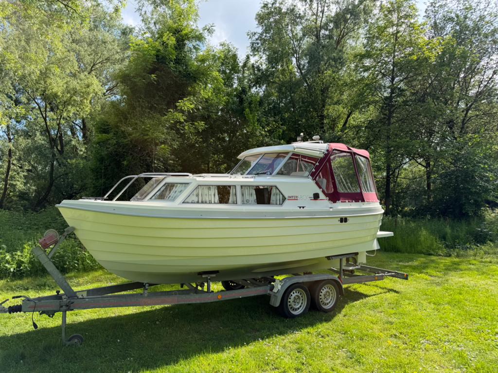Inter 6800 Spitsgatter Hardtop met Yanmar Dieselmotor 36 PK!, Watersport en Boten, Ophalen, Overige merken, 70 cm, Binnenboordmotor