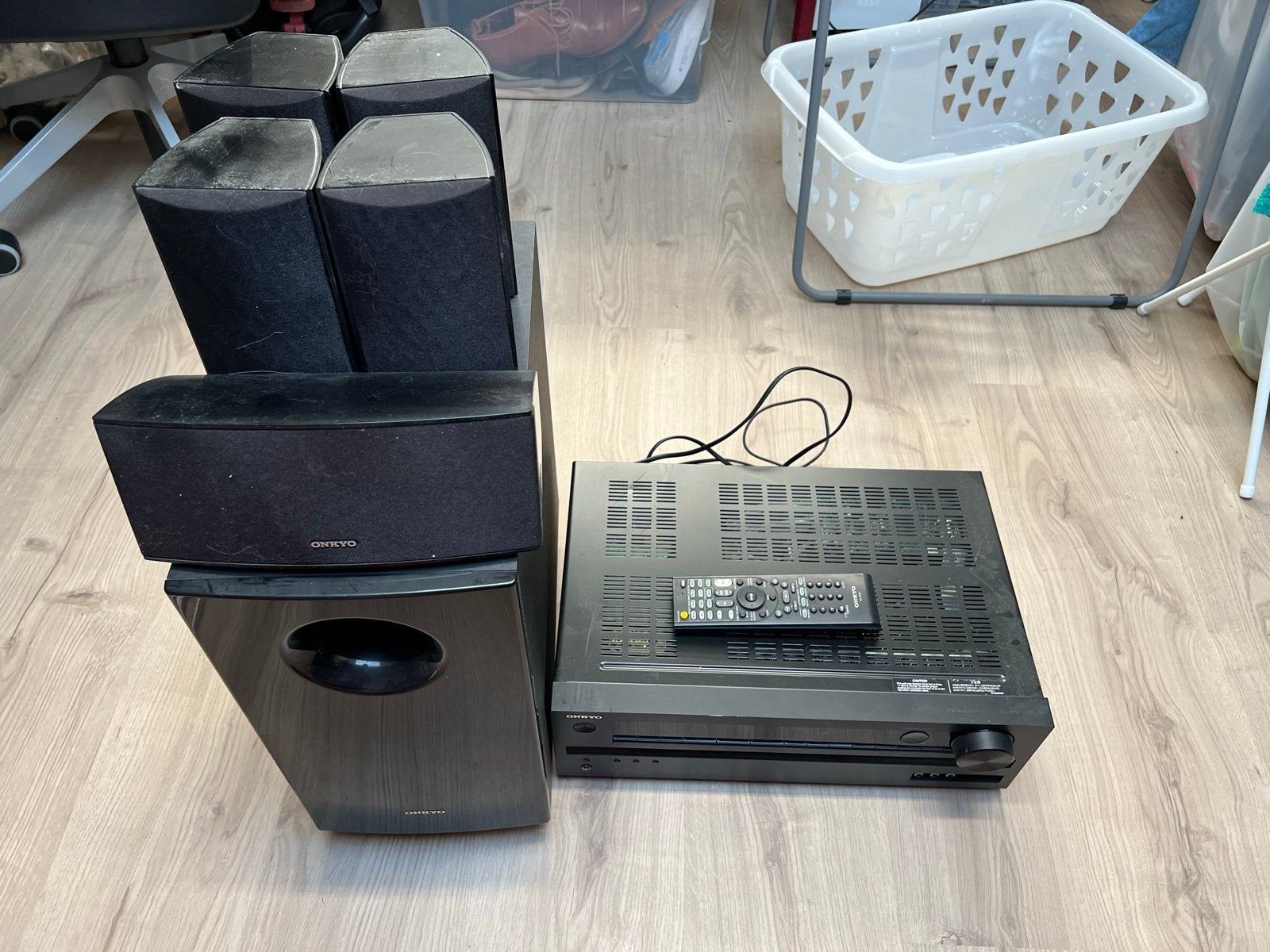 Onkyo 5.1 speakerset met receiver en kabels, Audio, Tv en Foto, Home Cinema-sets, Gebruikt, 70 watt of meer, 5.1-systeem, Overige spelers