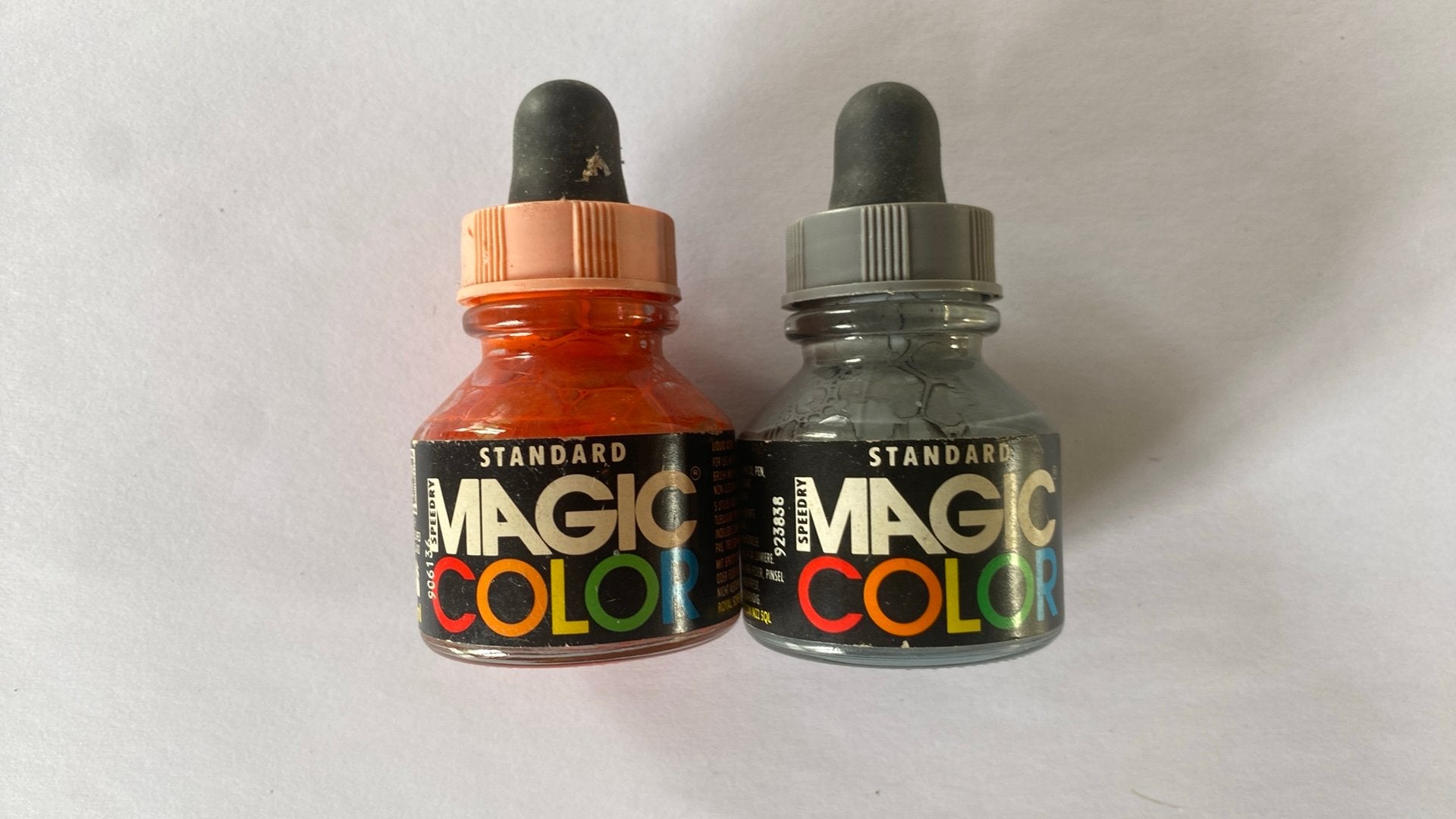 Magic Color, Airbrush, oranje en grijs acryl, Ophalen of Verzenden, Gebruikt, Potlood of Stift