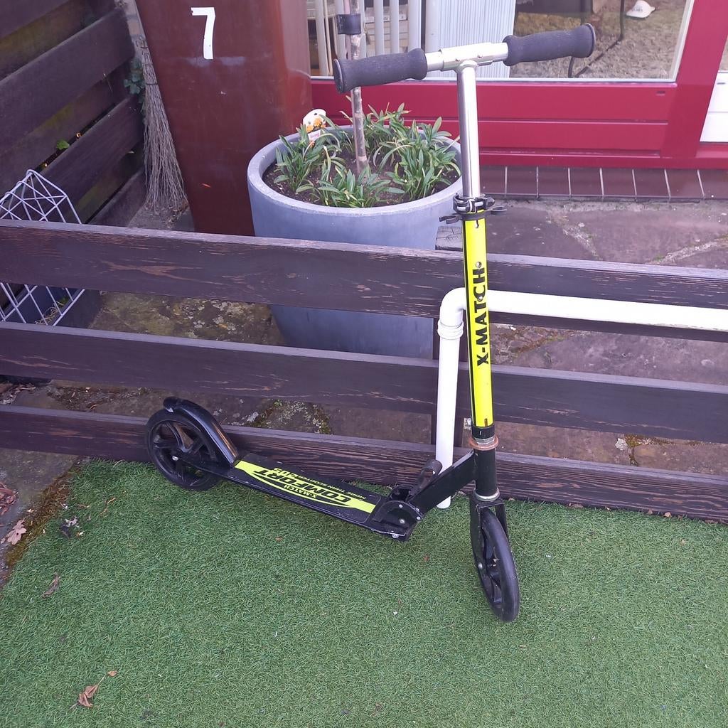 Inklapbare step, Fietsen en Brommers, Steps, Ophalen, Gebruikt, Gewone step, X-match