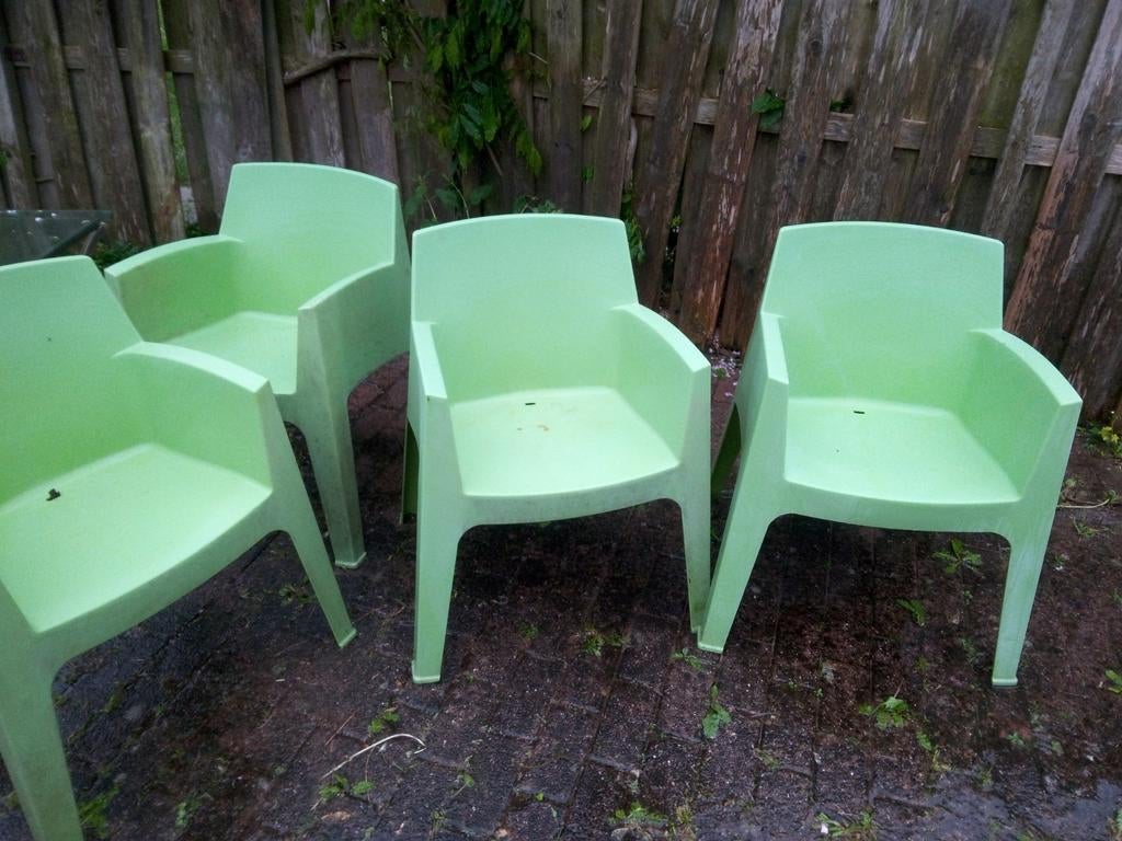 4x Groene Kunststof Tuinstoelen, Ophalen, Gebruikt, Kunststof, Stapelbaar
