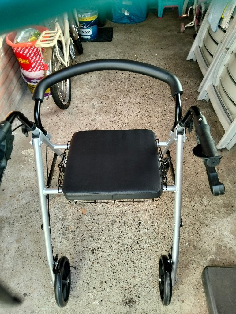Rollator, Ophalen, Lichtgewicht, Zo goed als nieuw