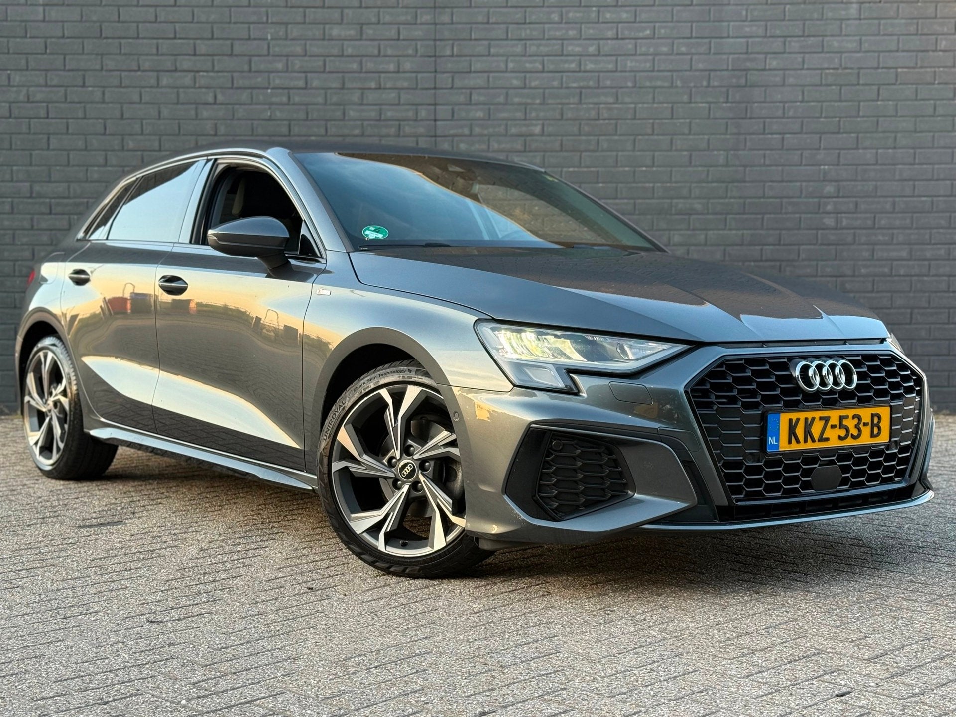 Audi A3 SPORTBACK 30 TFSI S-Line edition Virtual LED Leer La, Gebruikt, Leder, Bedrijf, 19 km/l