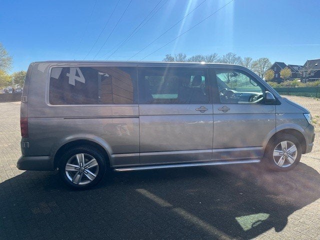 Volkswagen Transporter 2.0 TDI AUT DSG L2H1 DC5 PERS 4Motion, Auto's, Bestelauto's, Automaat, 15 km/l, Gebruikt, Euro 6