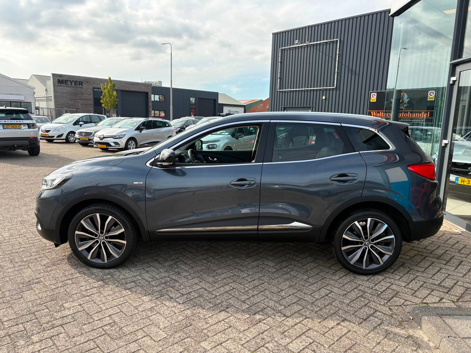 Renault Kadjar 1.2 TCe Bose, Auto's, Gebruikt, Euro 6, 4 cilinders, Origineel Nederlands