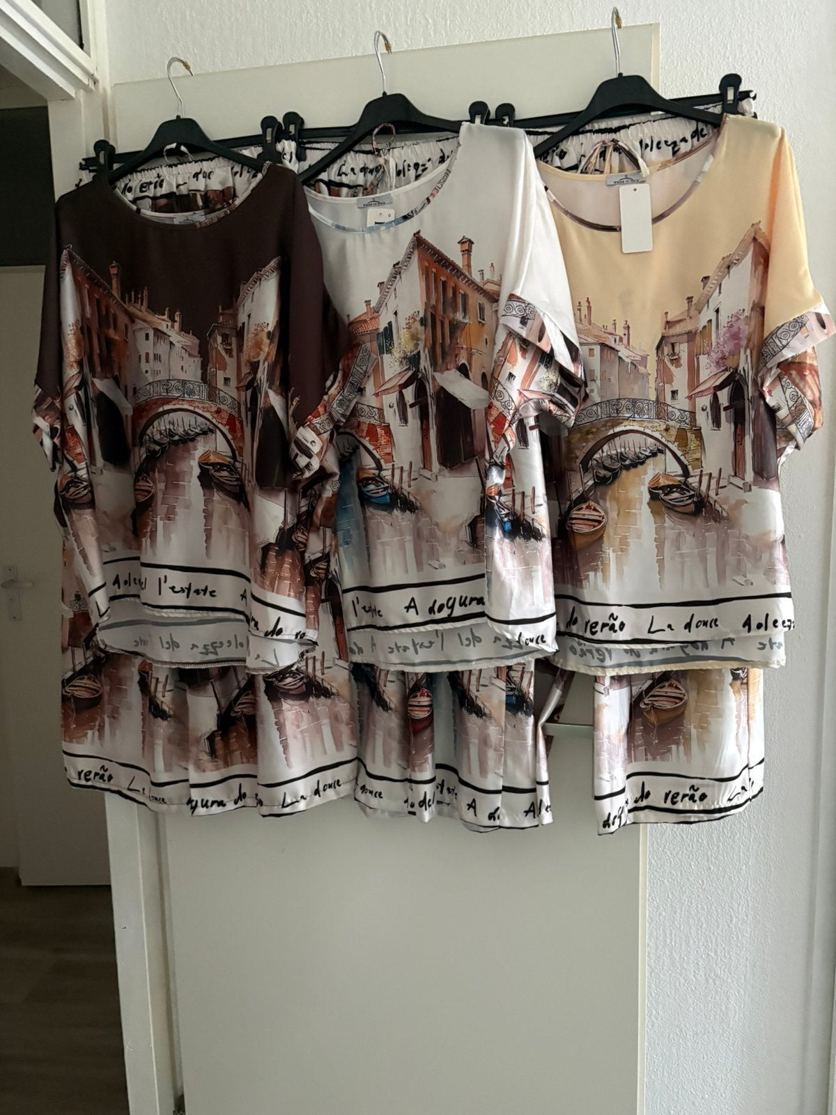Dames zomerkleding, Ophalen of Verzenden, Zo goed als nieuw, Maat 38/40 (M), Zonder mouw