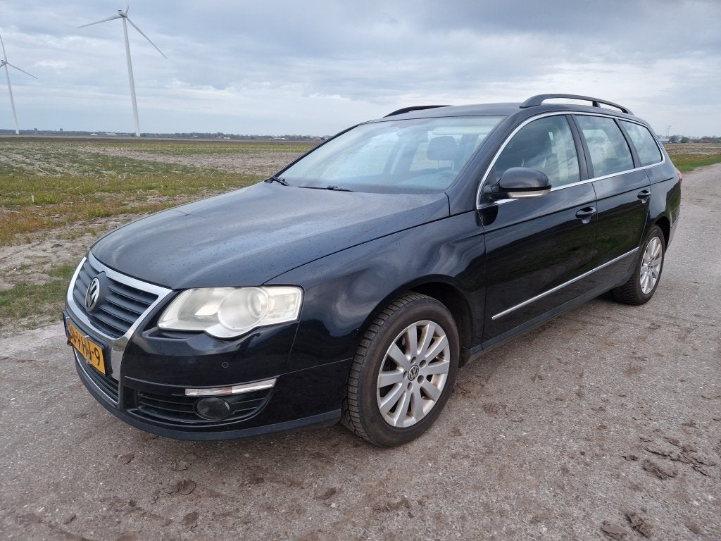 Volkswagen Passat Variant 1.8 TFSI Comfortline Top onderhoud, Auto's, Gebruikt, 4 cilinders, 1434 kg, Zwart