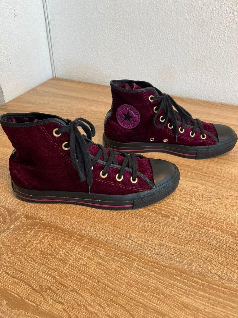 Converse Taylor All Star Velvet in bordeaux fluweel maat 39, Con, Ophalen of Verzenden, Converse All Stars, Converse