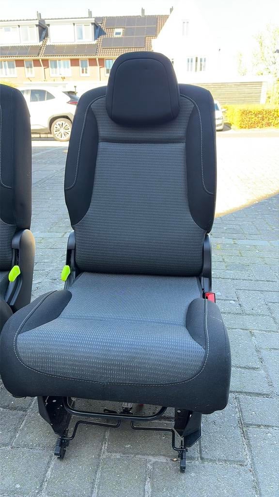 2 losse autostoelen Toyota, Auto-onderdelen, Interieur en Bekleding, Toyota, Gebruikt, Ophalen
