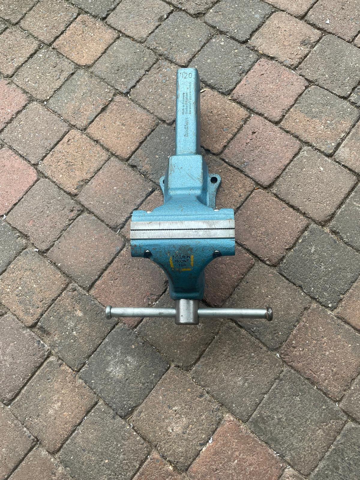 Bankschroef bekbreedte. 120 mm., Doe-het-zelf en Verbouw, Ophalen, Zo goed als nieuw, Bankschroef