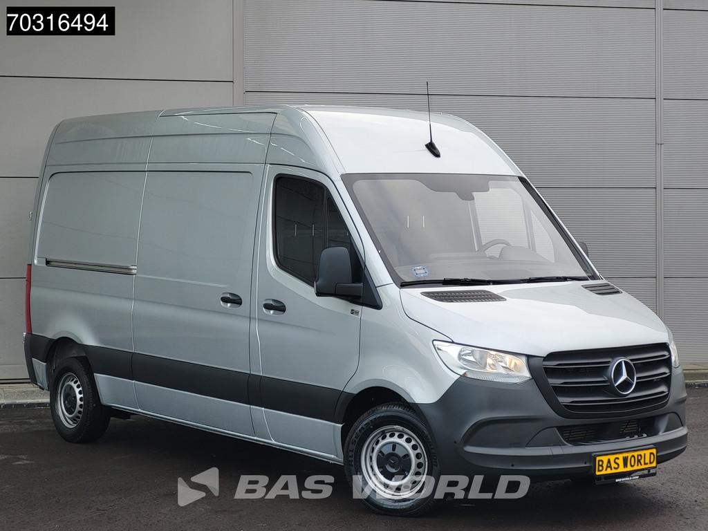 Mercedes Sprinter 215 CDI COMING SOON! Automaat 150pk L2H2 M, Stof, Gebruikt, Euro 6, Mercedes-Benz