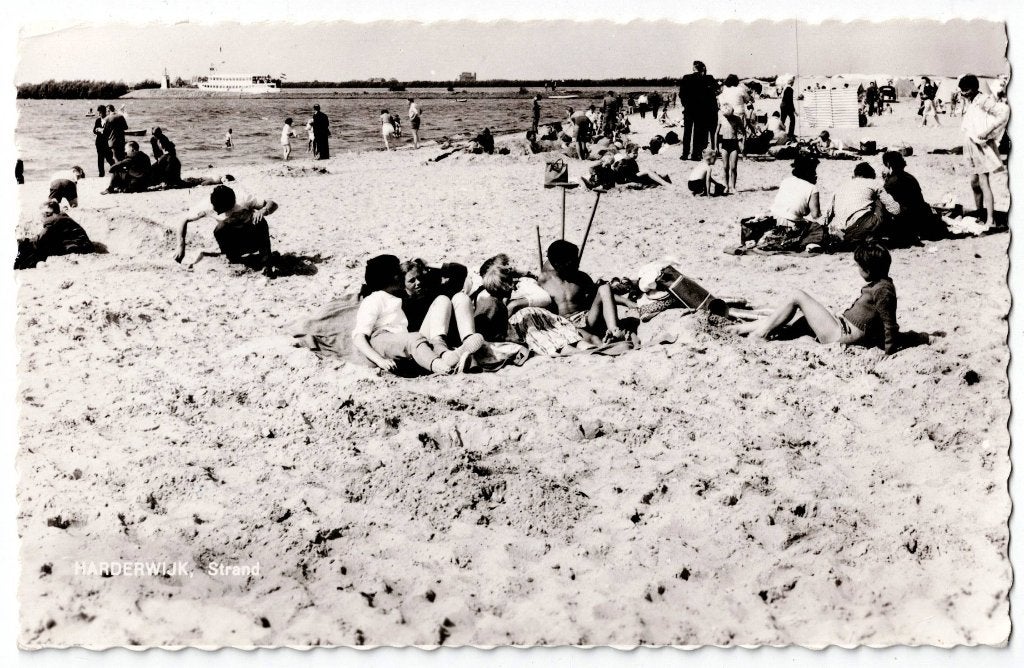 Harderwijk – Strand. Gelopen Sittard 1962., Ophalen of Verzenden, 1960 tot 1980, Gelopen, Gelderland