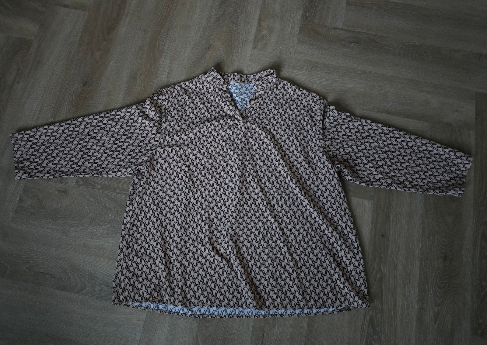 Damestuniek Shein maat 4XL, Ophalen, Overige halswijdtes