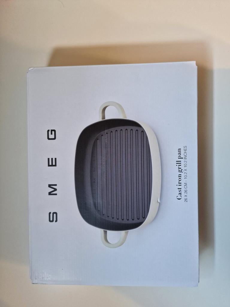 SMEG Gietijzeren Grillpan - Nieuw in Doos, Witgoed en Apparatuur, Grillplaten, Nieuw, Tafelgrill, Ophalen