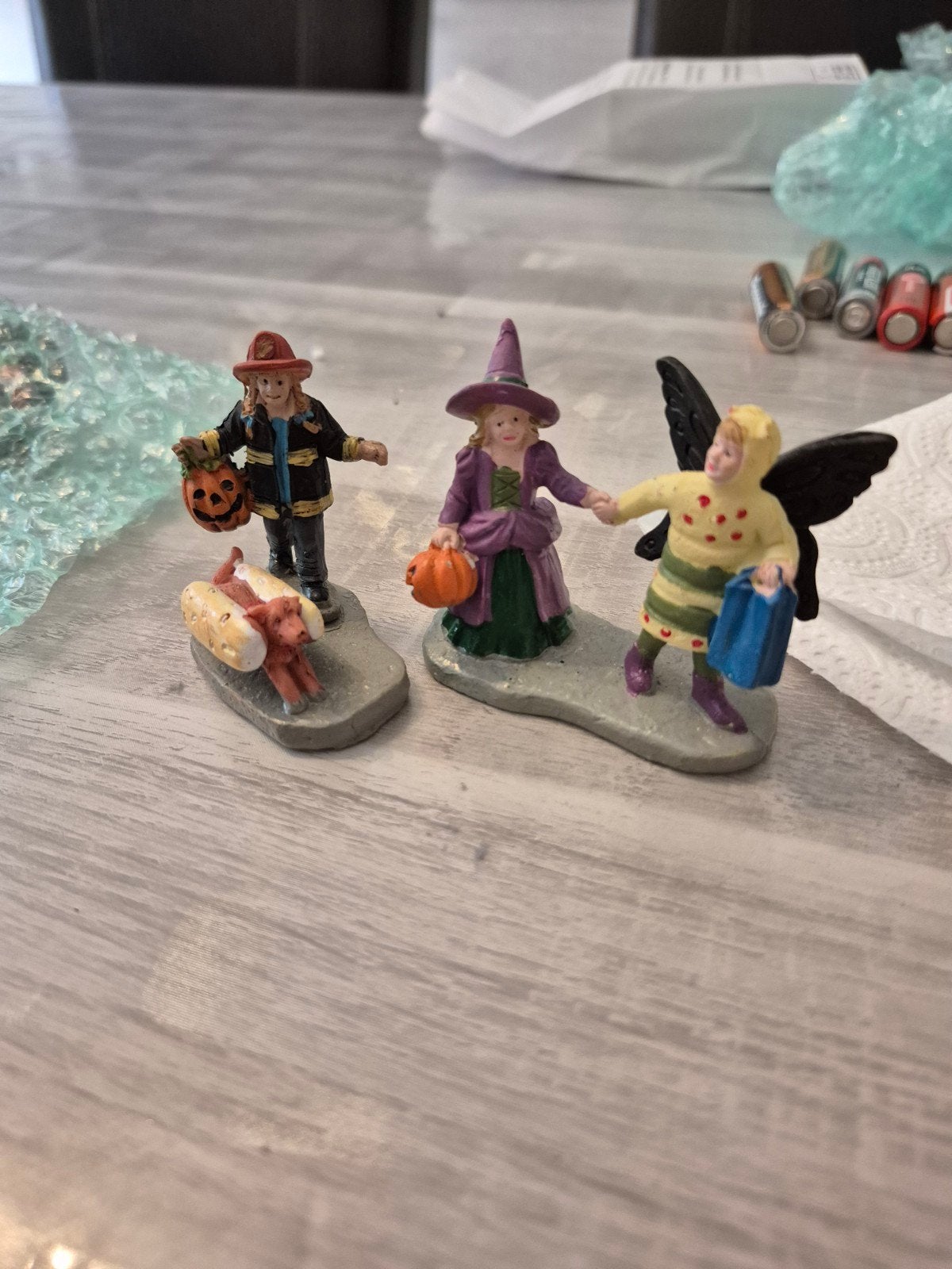 Lemax spooky town ready-set-treats! Halloween, Verzamelen, Poppetjes en Figuurtjes, Ophalen of Verzenden, Zo goed als nieuw