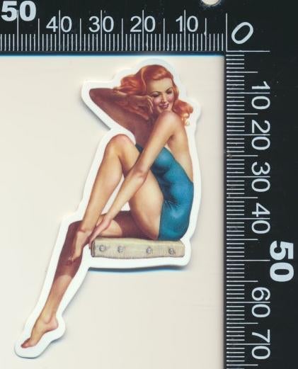 Sticker: Vintage Pin Up Girl (30), Verzamelen, Stickers, Ophalen of Verzenden, Zo goed als nieuw, Bedrijf of Vereniging