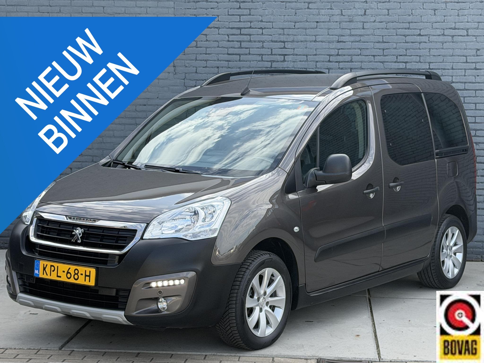 Peugeot Partner Tepee 1.2 PureTech Active, Voorwielaandrijving, 12 maanden, Stof, Gebruikt